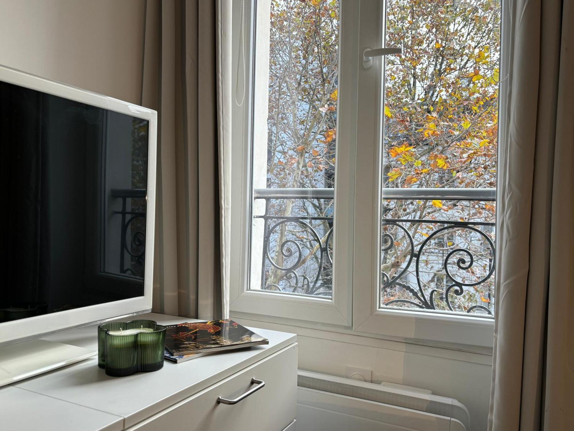Clichy Studio Getaway - C70 Parijs Buitenkant foto